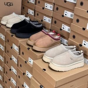 UGG Pallet – Wholesale Authentic UGG Footwear for Sale | 120+ Pairs
